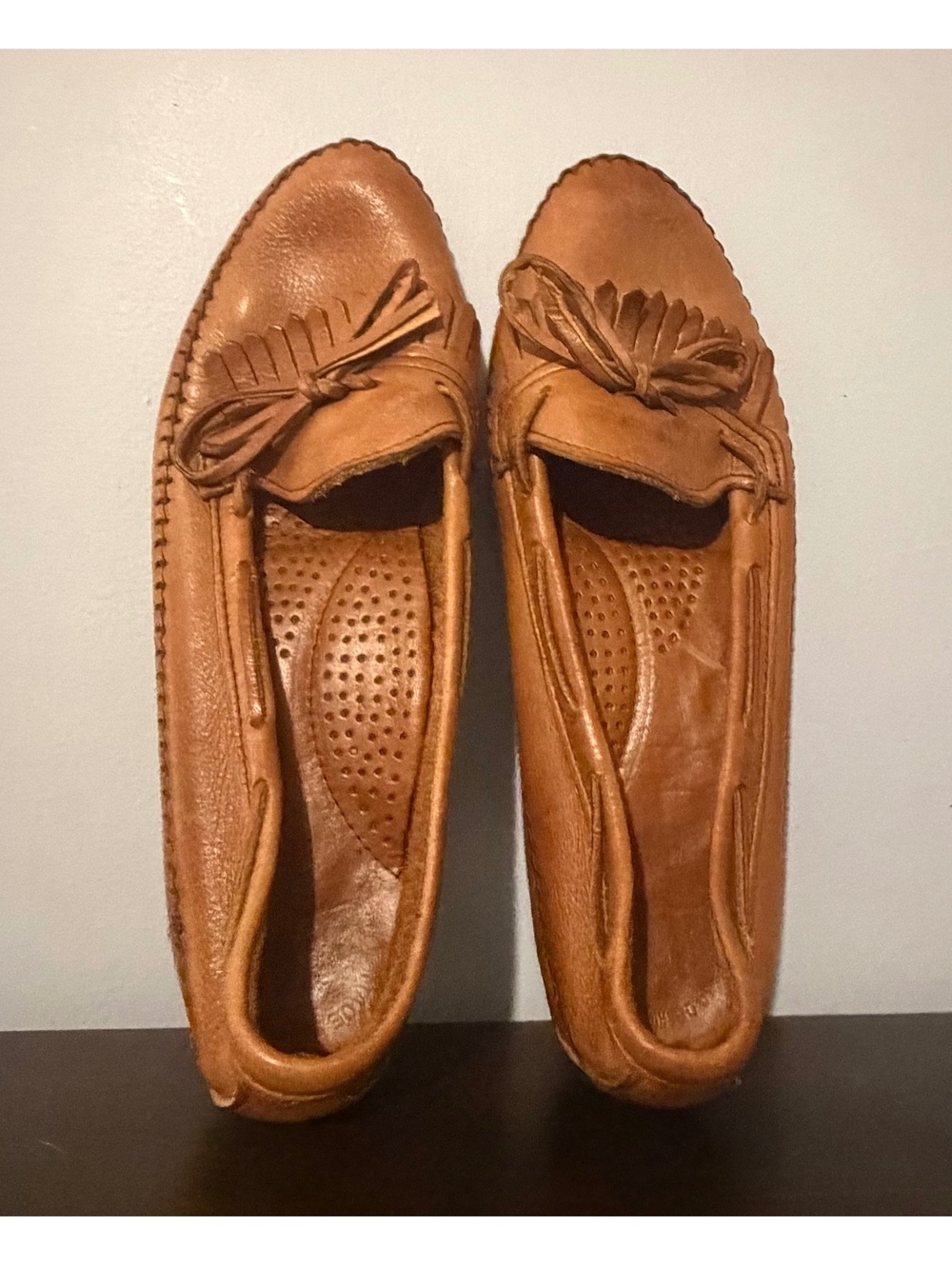 Vintage Dexter Women’s 9.5 M Cognac Leather Tassel Loafers Moc Toe Slip On